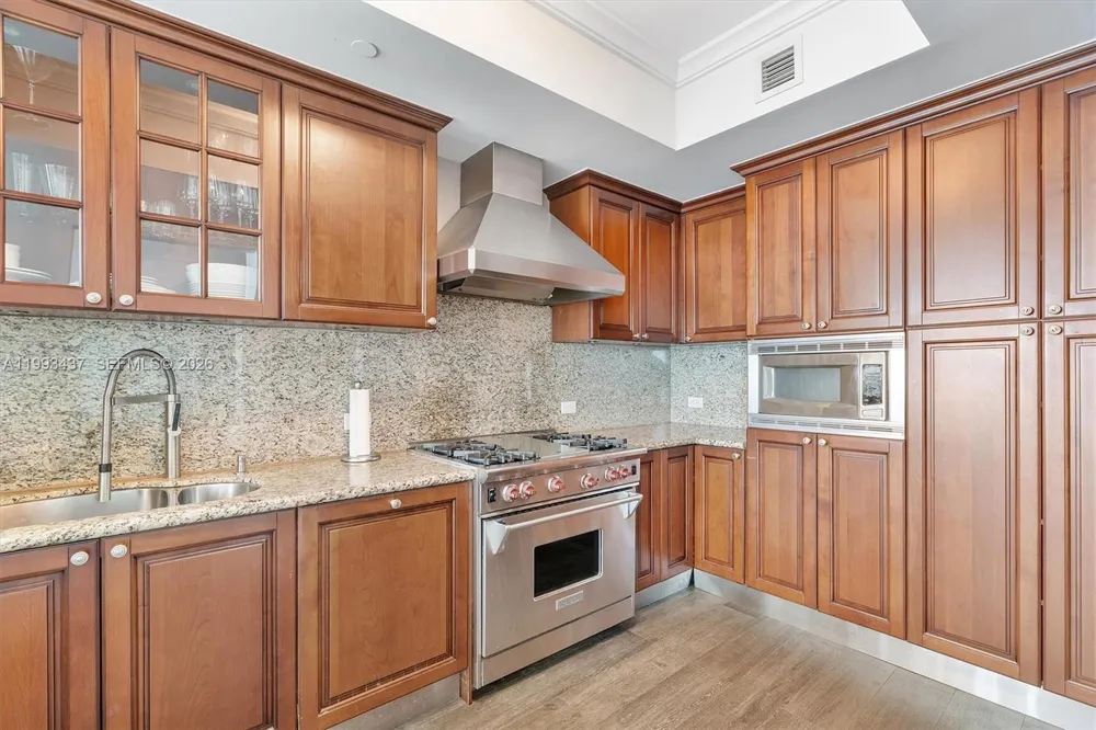 17875 Collins Ave #3005 Sunny Isles Beach, FL 33160