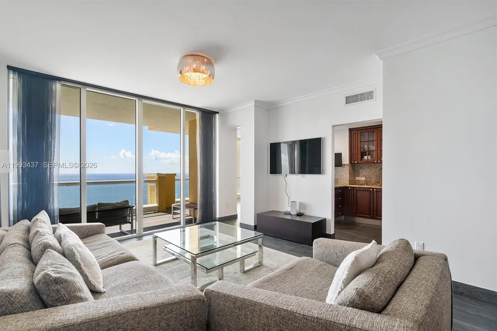 17875 Collins Ave #3005 Sunny Isles Beach, FL 33160