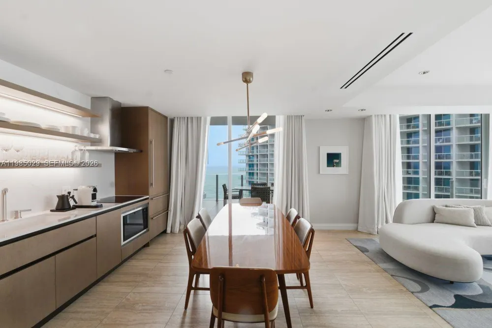525 Fort Lauderdale Beach Blvd #1509 Fort Lauderdale, FL 33304