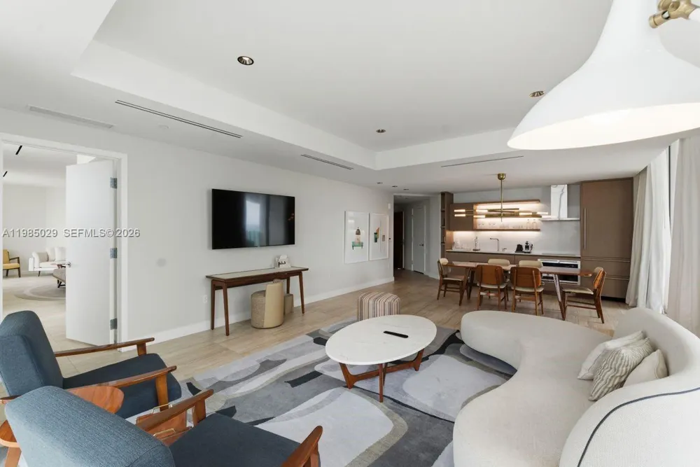 525 Fort Lauderdale Beach Blvd #1509 Fort Lauderdale, FL 33304