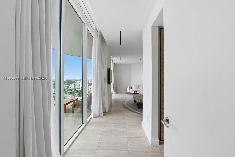 525 Fort Lauderdale Beach Blvd #1509 Fort Lauderdale, FL 33304