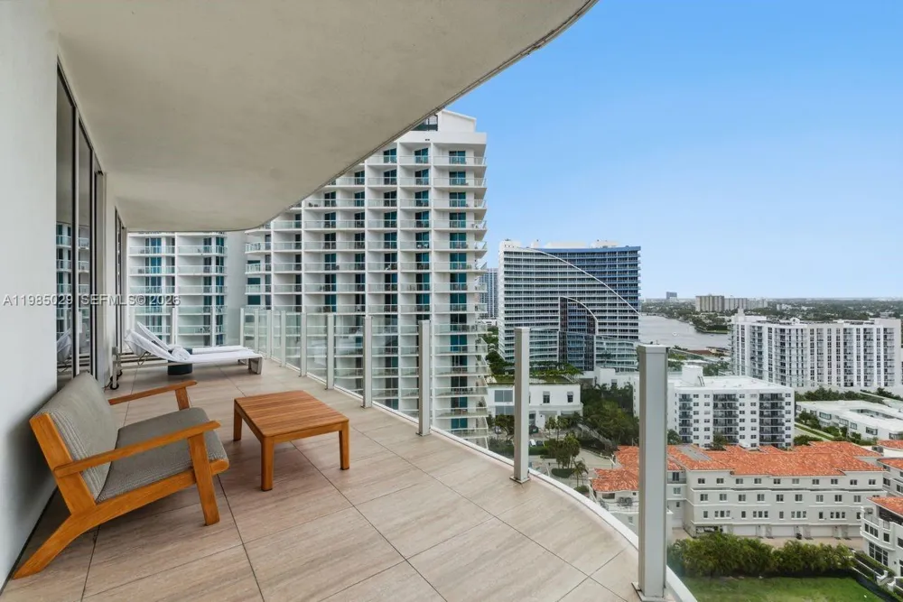 525 Fort Lauderdale Beach Blvd #1509 Fort Lauderdale, FL 33304