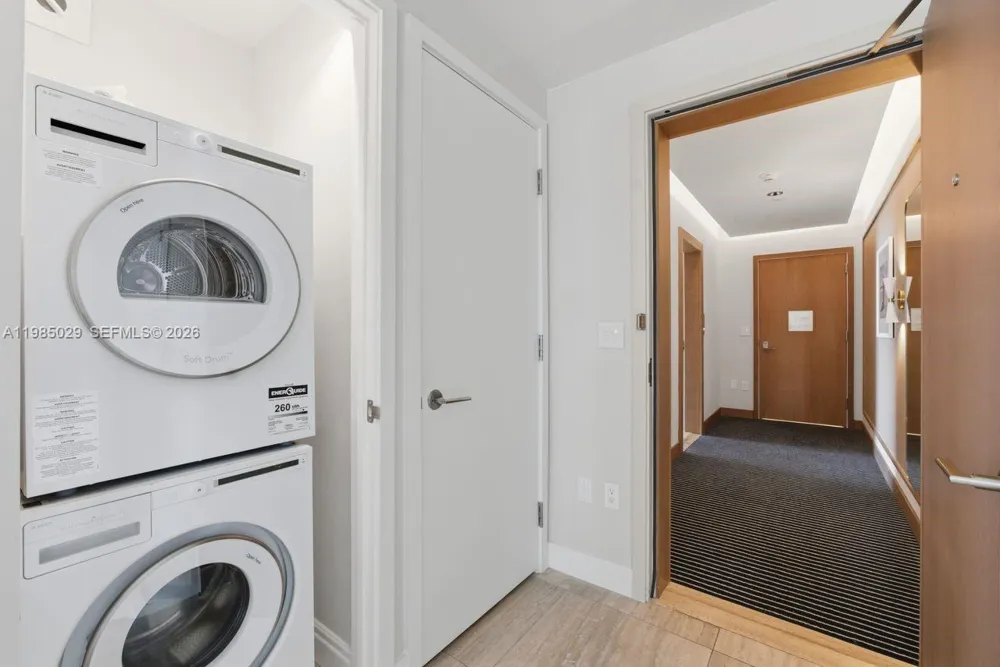 525 Fort Lauderdale Beach Blvd #1509 Fort Lauderdale, FL 33304