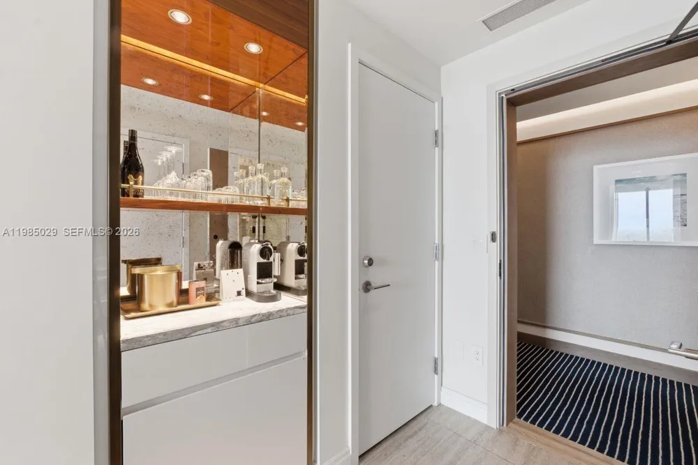 525 Fort Lauderdale Beach Blvd #1509 Fort Lauderdale, FL 33304