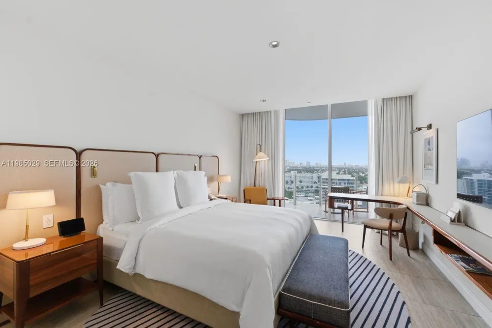 525 Fort Lauderdale Beach Blvd #1509 Fort Lauderdale, FL 33304