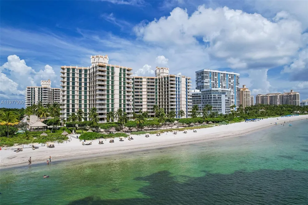 1121 Crandon Blvd #E1203 Key Biscayne, FL 33149