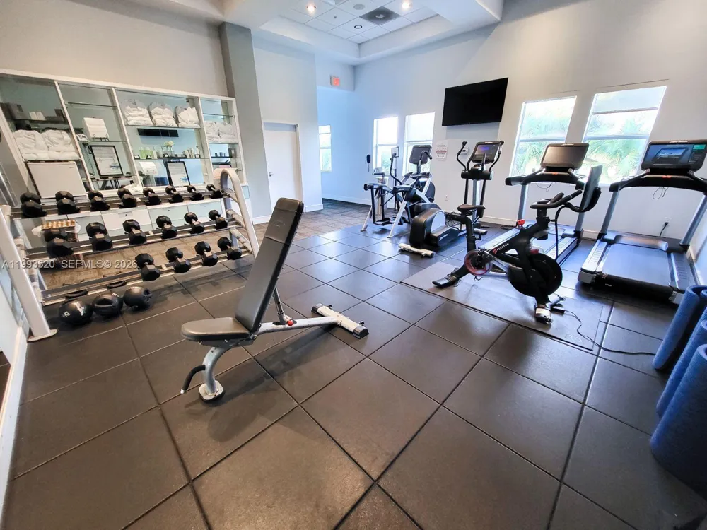 5300 NW 87th Ave #1107 Doral, FL 33178