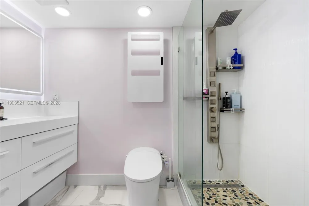 3000 S Ocean Dr #606 Hollywood, FL 33019