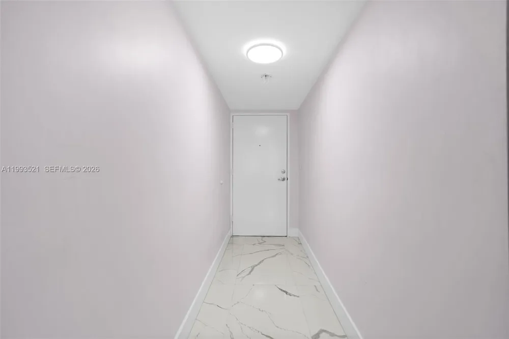 3000 S Ocean Dr #606 Hollywood, FL 33019