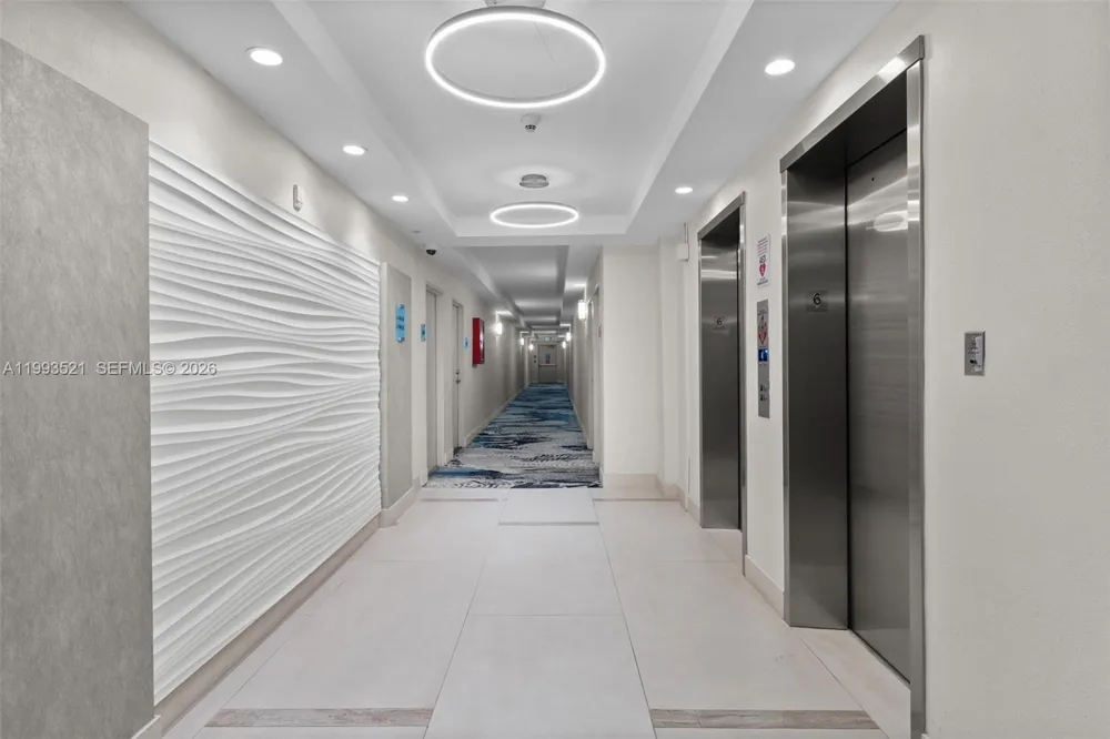3000 S Ocean Dr #606 Hollywood, FL 33019