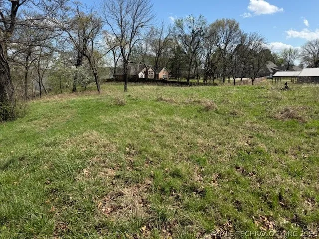 222 4395 ROAD Pryor, OK 74361