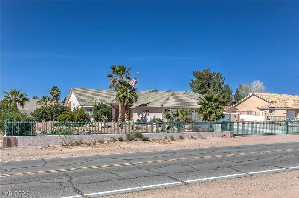 3195 Heyer Street Logandale, NV 89021