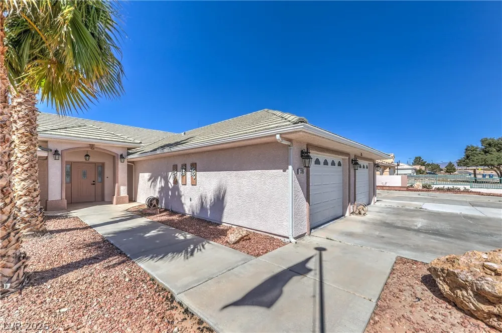 3195 Heyer Street Logandale, NV 89021