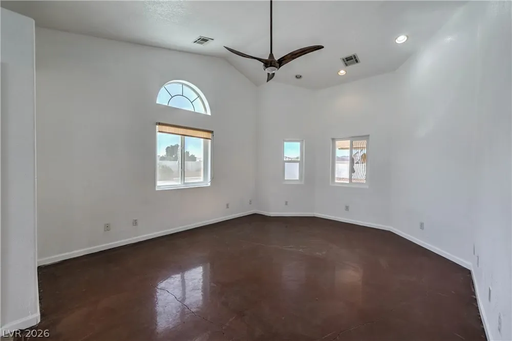 3195 Heyer Street Logandale, NV 89021