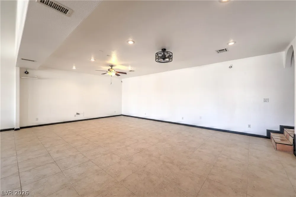 3195 Heyer Street Logandale, NV 89021