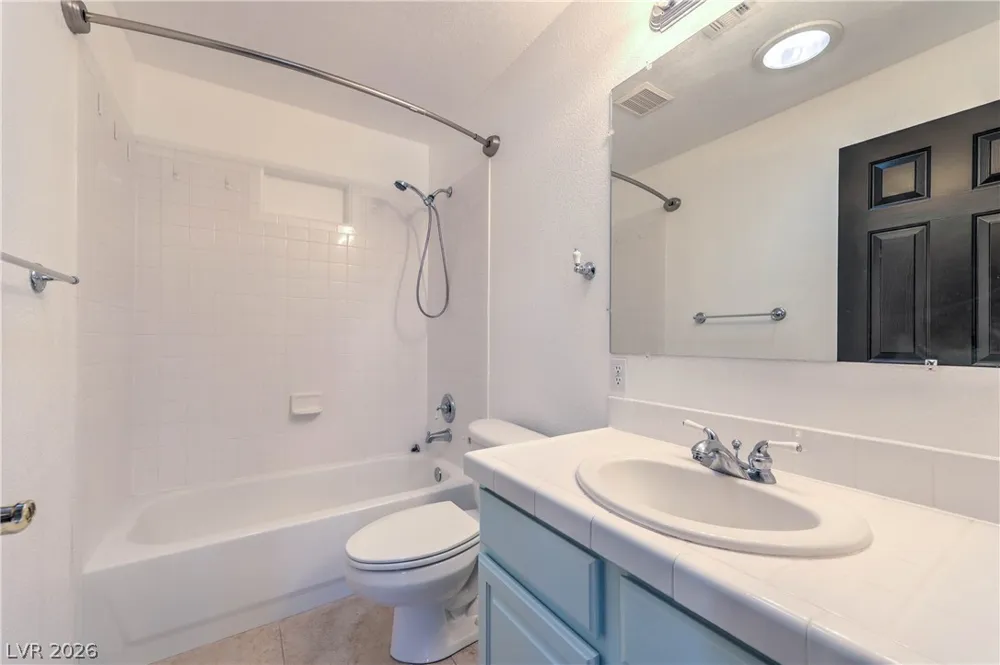 3195 Heyer Street Logandale, NV 89021