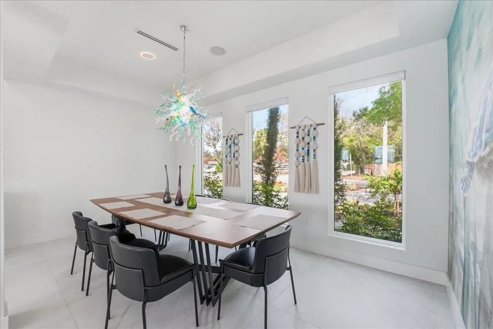 2175 S TROPICAL TRAIL Merritt Island, FL 32952