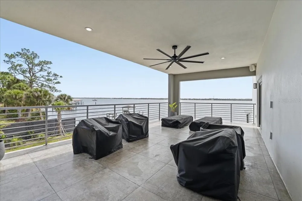 2175 S TROPICAL TRAIL Merritt Island, FL 32952