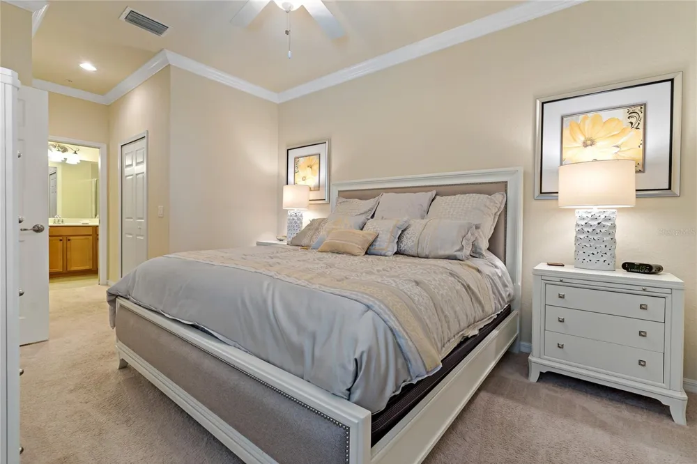 7015 RIVER HAMMOCK DRIVE #405 Bradenton, FL 34212