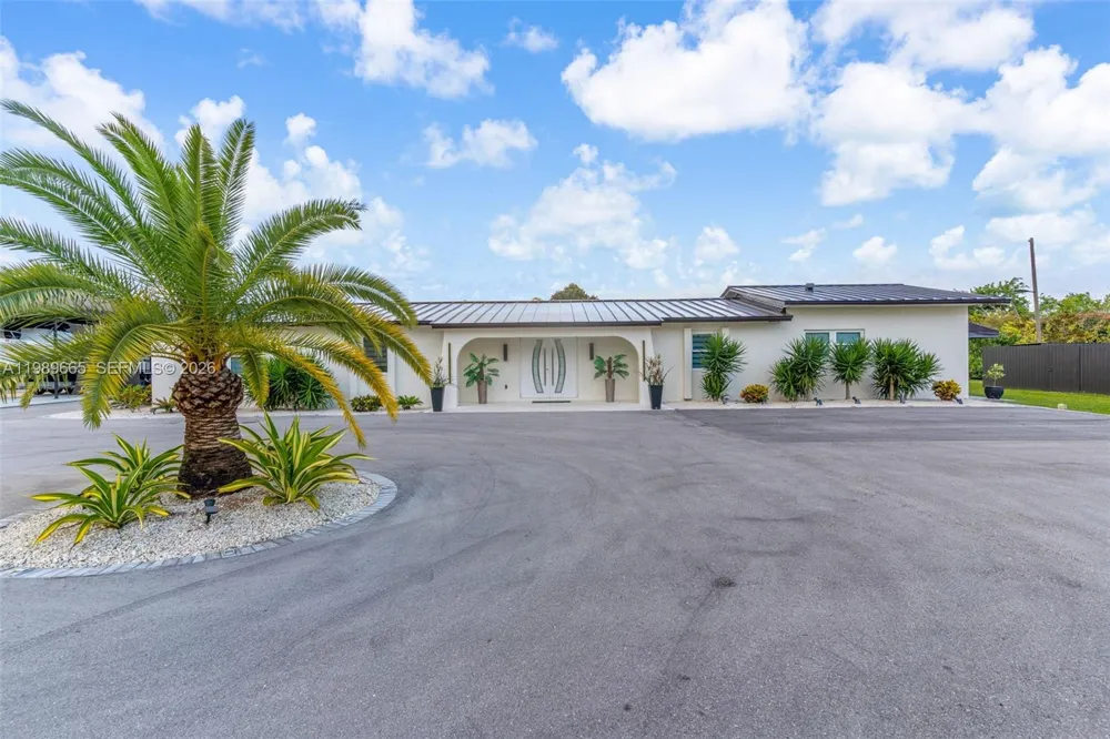 24655 SW 212th Ave Homestead, FL 33031