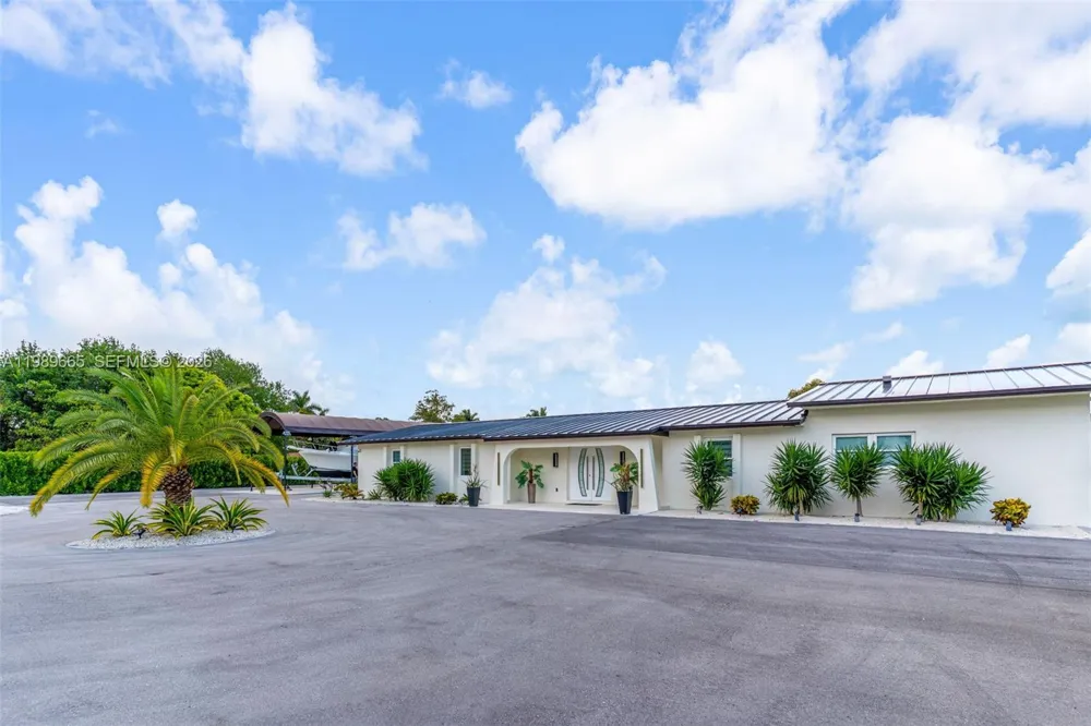 24655 SW 212th Ave Homestead, FL 33031