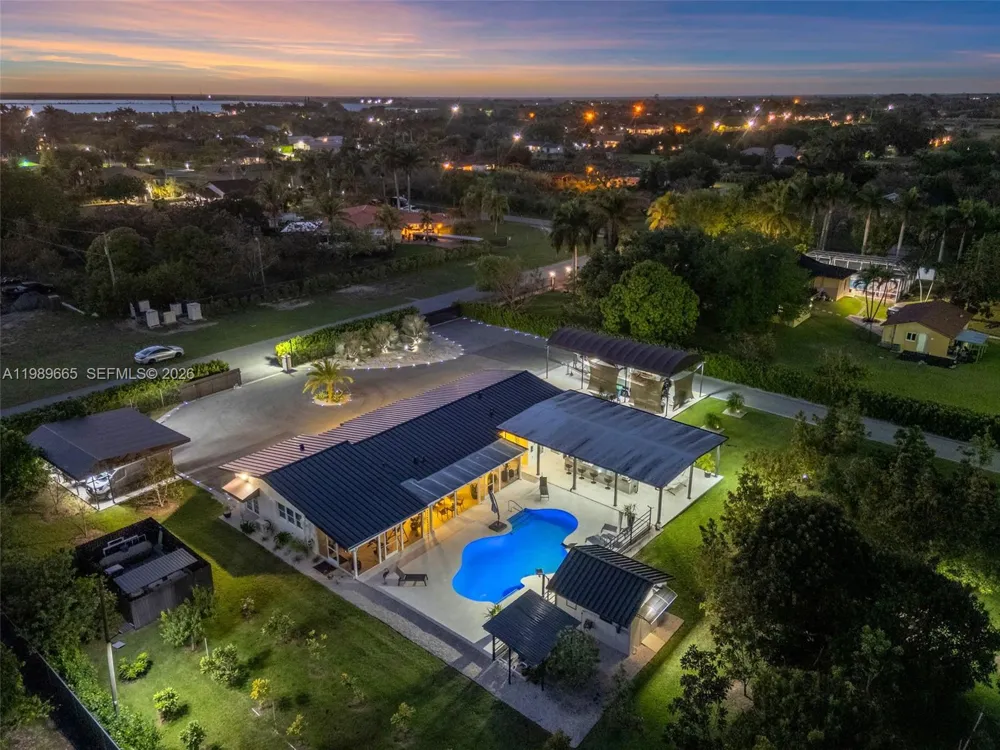 24655 SW 212th Ave Homestead, FL 33031