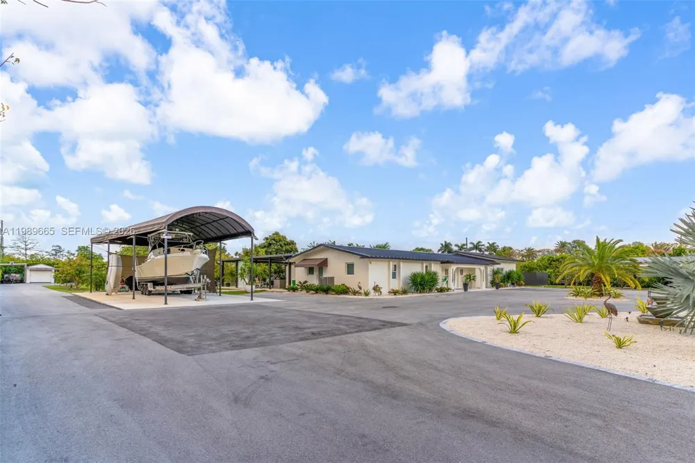 24655 SW 212th Ave Homestead, FL 33031
