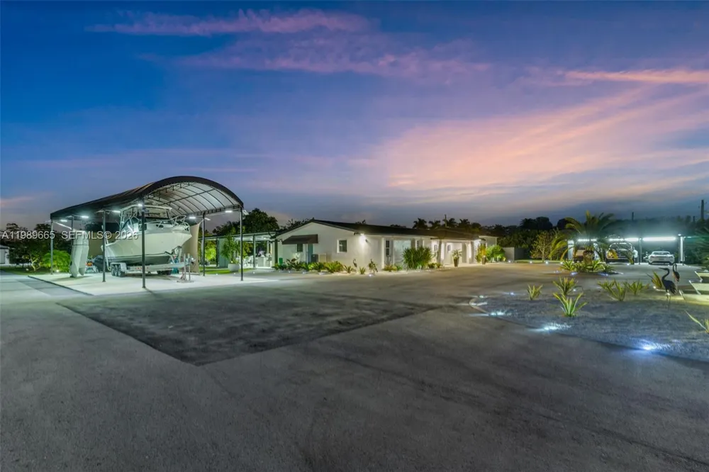 24655 SW 212th Ave Homestead, FL 33031