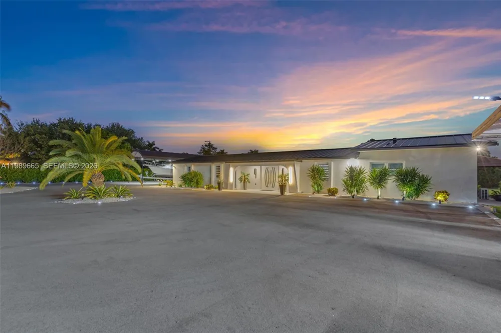 24655 SW 212th Ave Homestead, FL 33031
