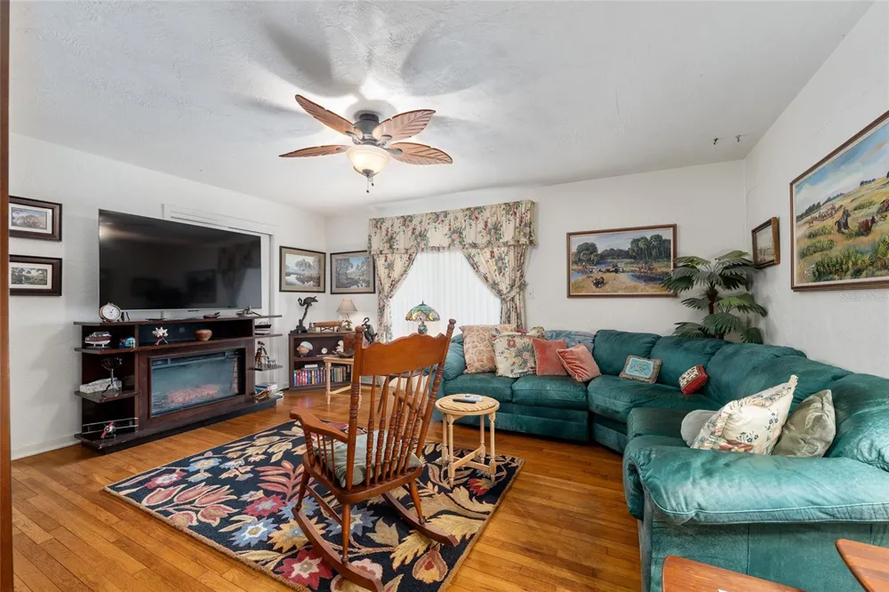 3710 NW 22ND PLACE Gainesville, FL 32605