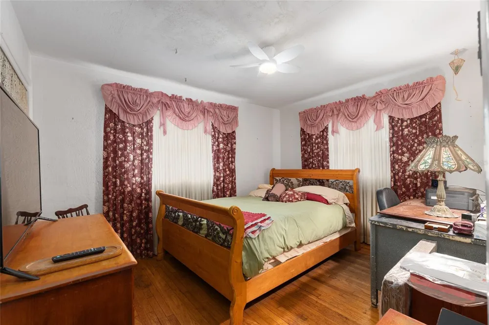 3710 NW 22ND PLACE Gainesville, FL 32605