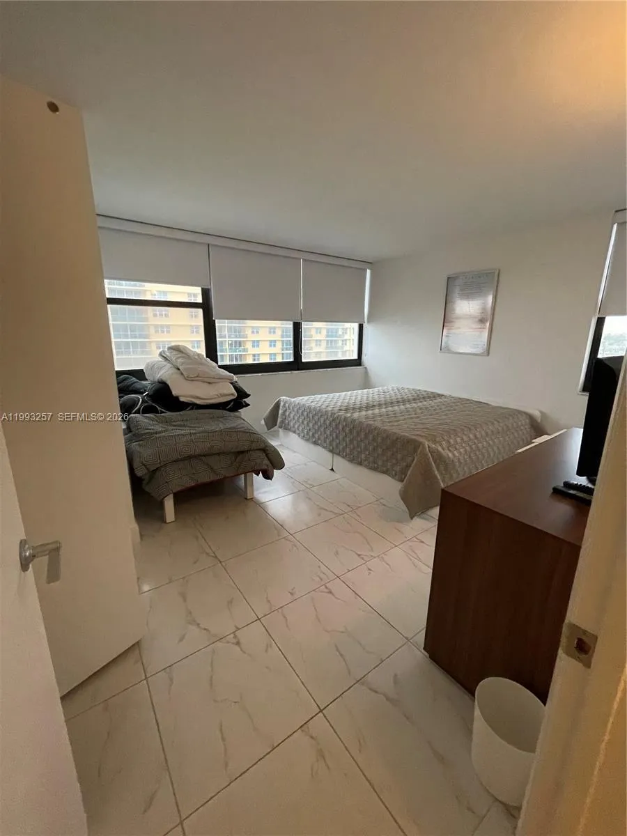 2301 S Ocean Dr #607 Hollywood, FL 33019