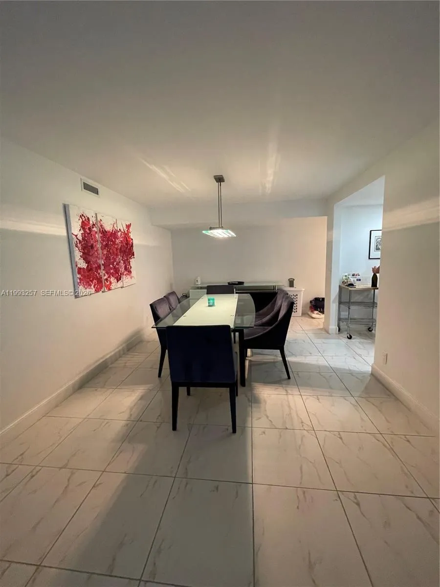 2301 S Ocean Dr #607 Hollywood, FL 33019