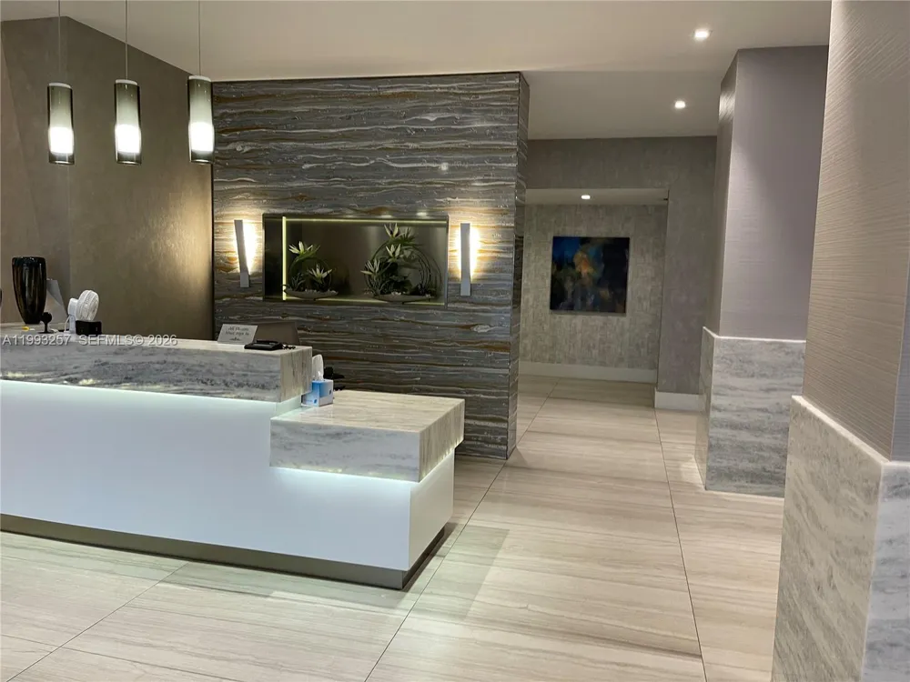 2301 S Ocean Dr #607 Hollywood, FL 33019