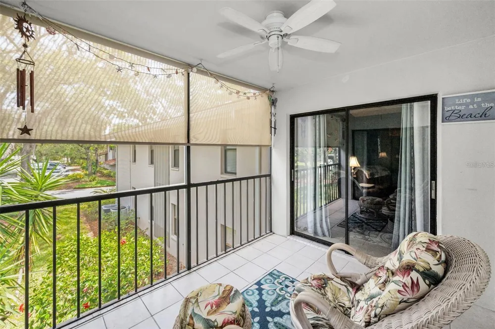 300 S FLORIDA AVENUE #200J Tarpon Springs, FL 34689