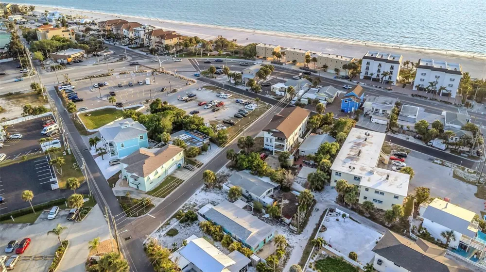 148 98TH AVENUE Treasure Island, FL 33706
