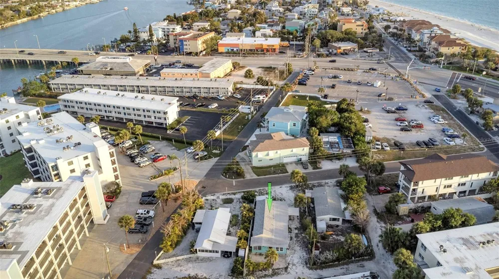 148 98TH AVENUE Treasure Island, FL 33706