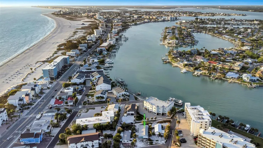 148 98TH AVENUE Treasure Island, FL 33706