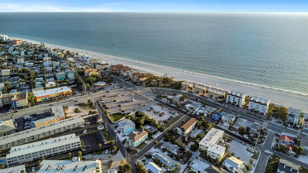 148 98TH AVENUE Treasure Island, FL 33706