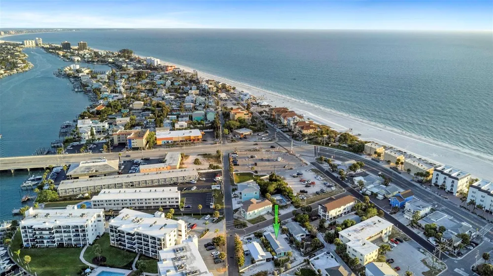 148 98TH AVENUE Treasure Island, FL 33706