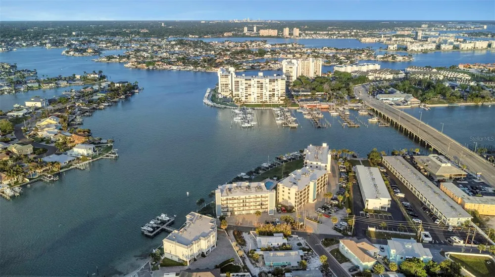 148 98TH AVENUE Treasure Island, FL 33706