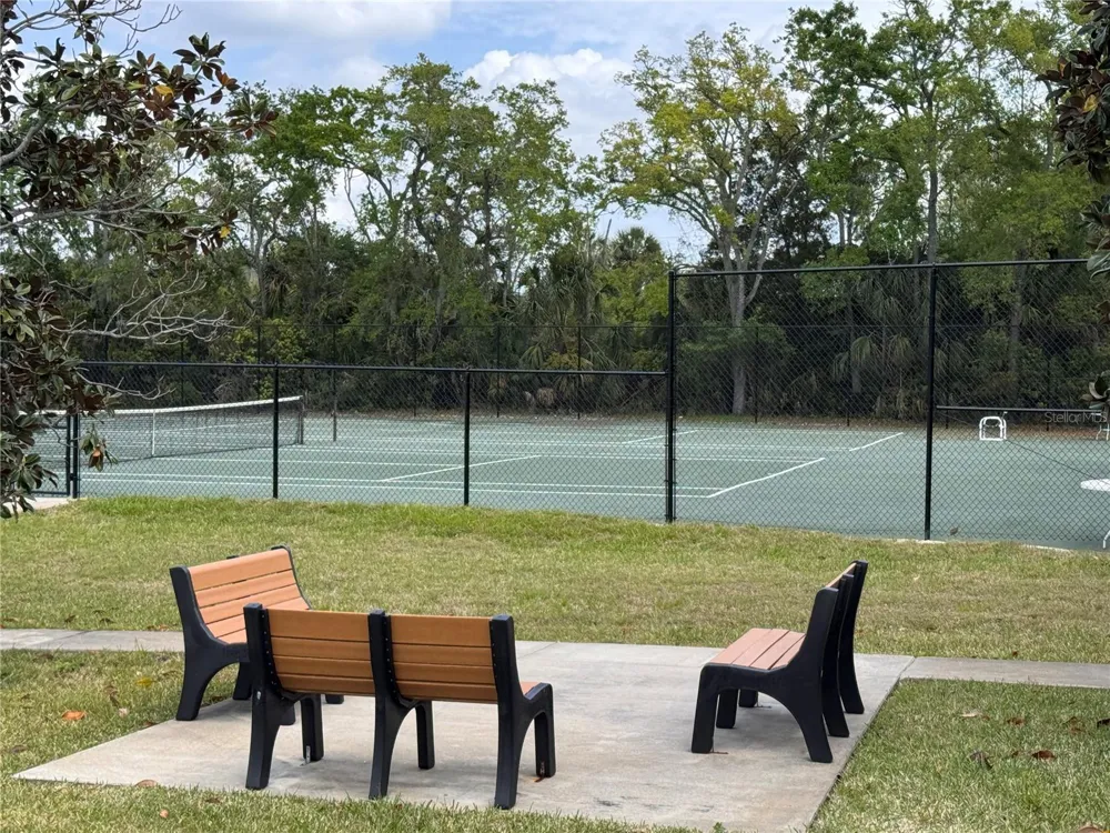 1250 S PINELLAS AVENUE #804 Tarpon Springs, FL 34689