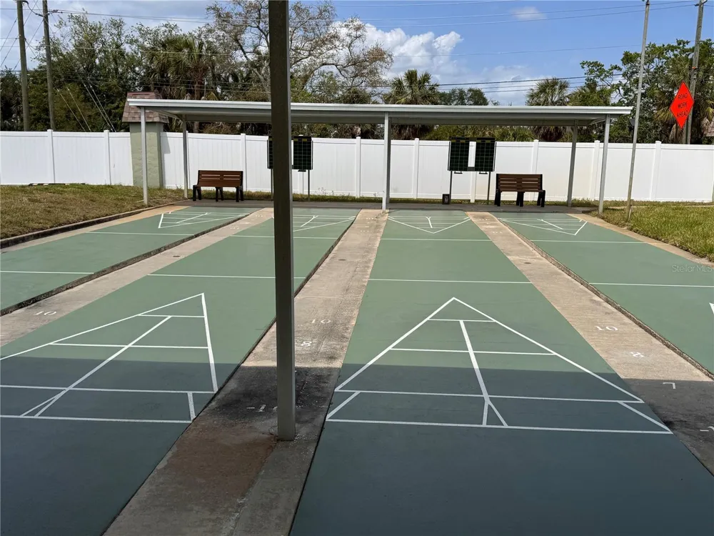 1250 S PINELLAS AVENUE #804 Tarpon Springs, FL 34689