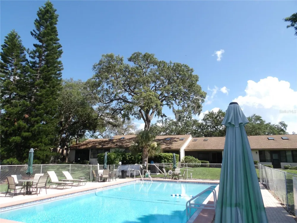 1250 S PINELLAS AVENUE #804 Tarpon Springs, FL 34689