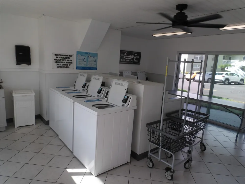 1250 S PINELLAS AVENUE #804 Tarpon Springs, FL 34689