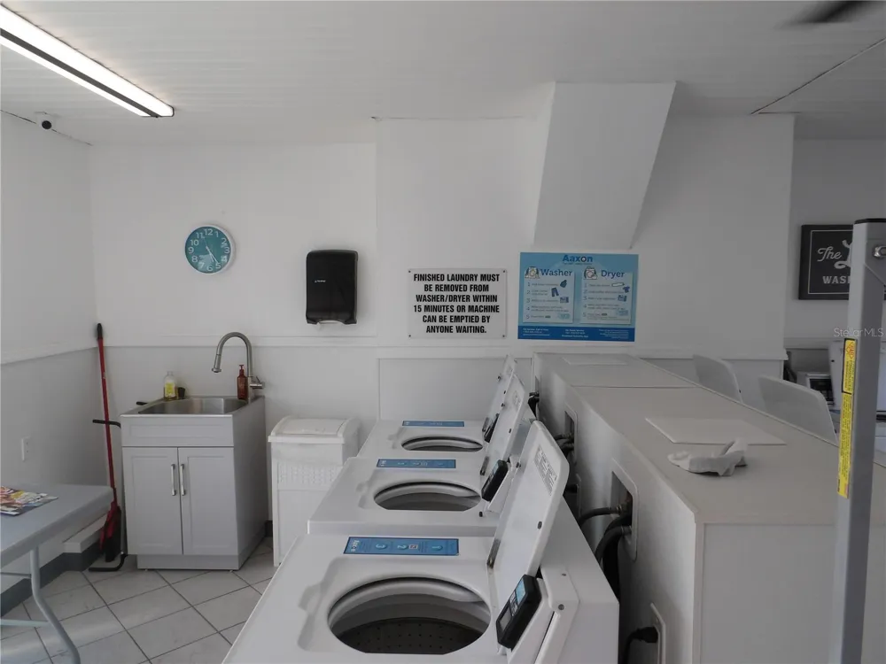 1250 S PINELLAS AVENUE #804 Tarpon Springs, FL 34689