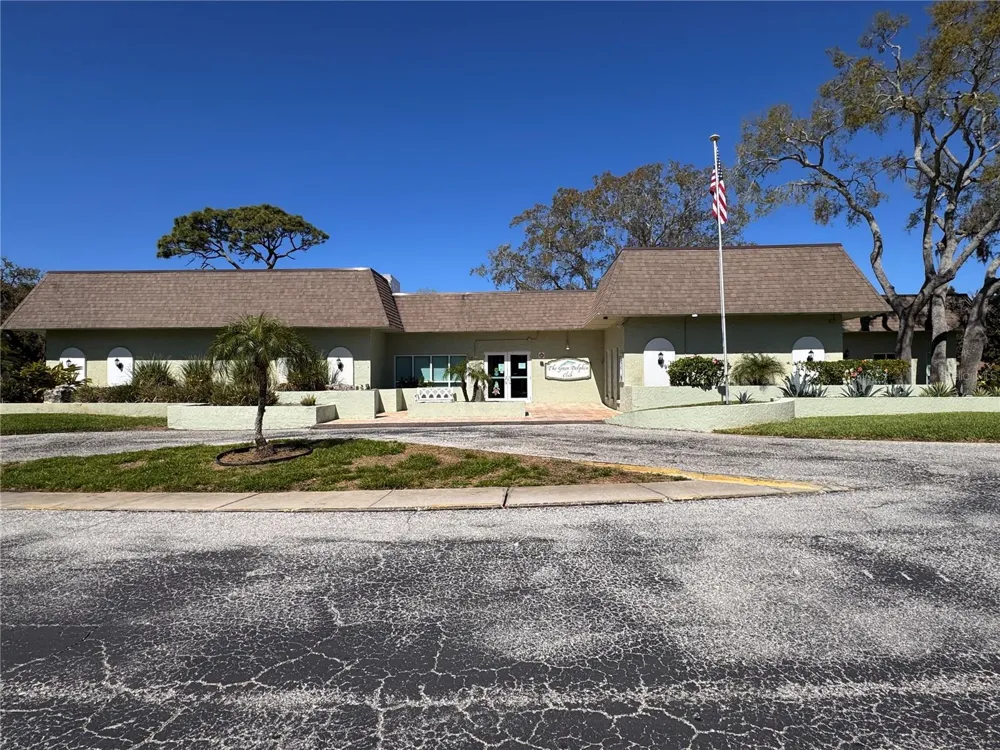 1250 S PINELLAS AVENUE #804 Tarpon Springs, FL 34689