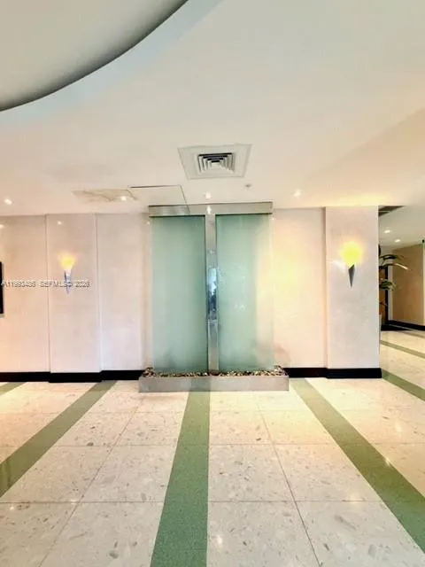 3901 S Ocean Dr #7M Hollywood, FL 33019