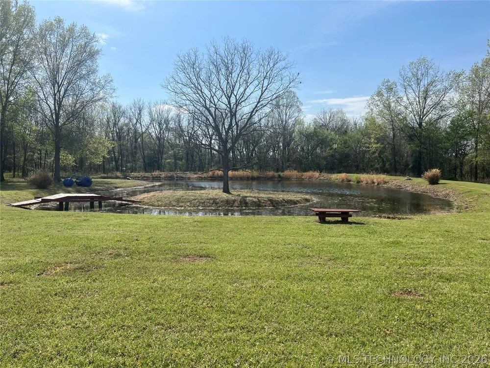 12619 E 233 ROAD S Webbers Falls, OK 74470