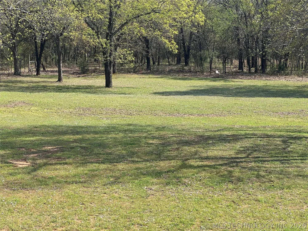 12619 E 233 ROAD S Webbers Falls, OK 74470
